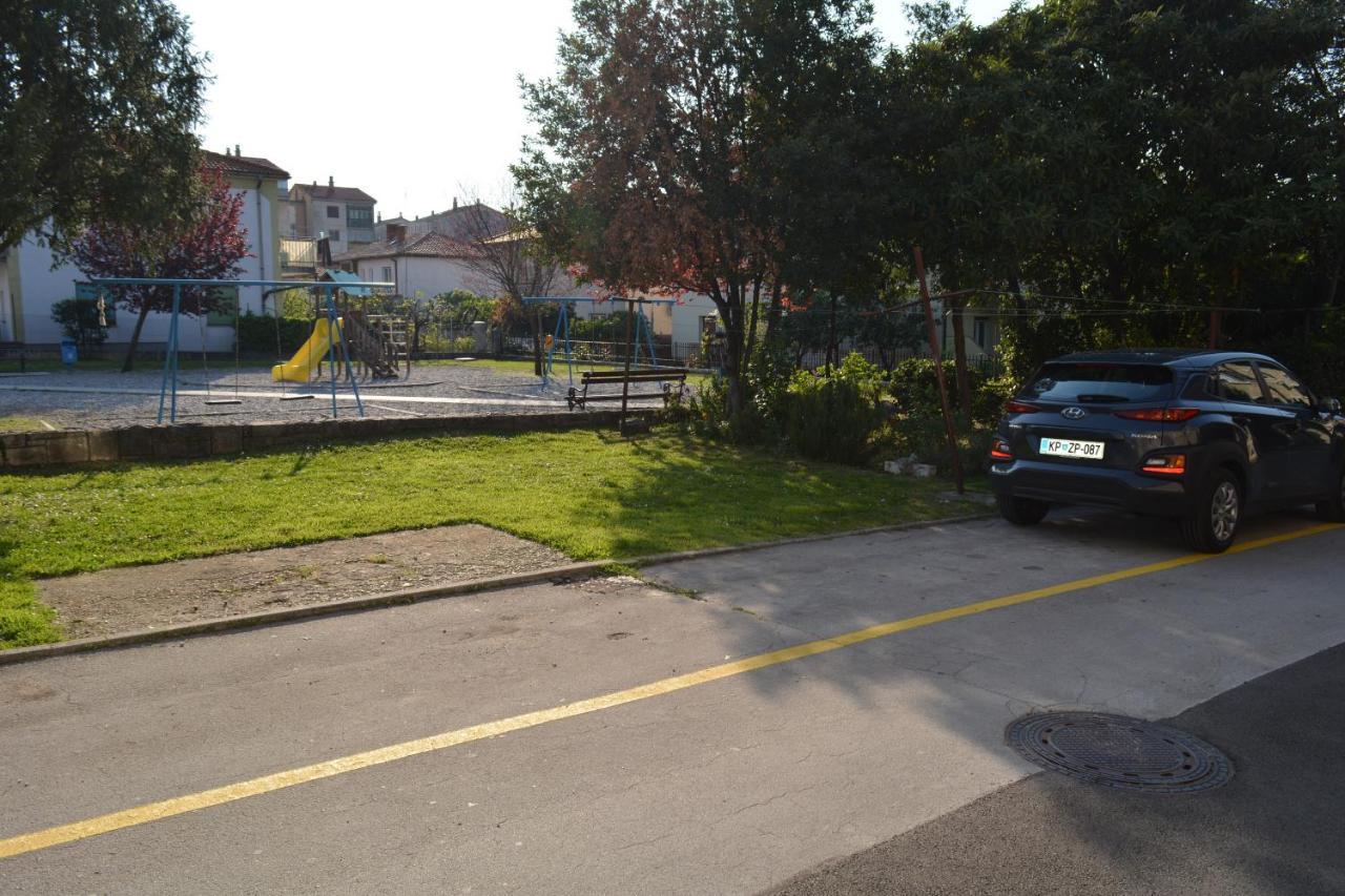 Appartamento Mare-Sole Izola Esterno foto